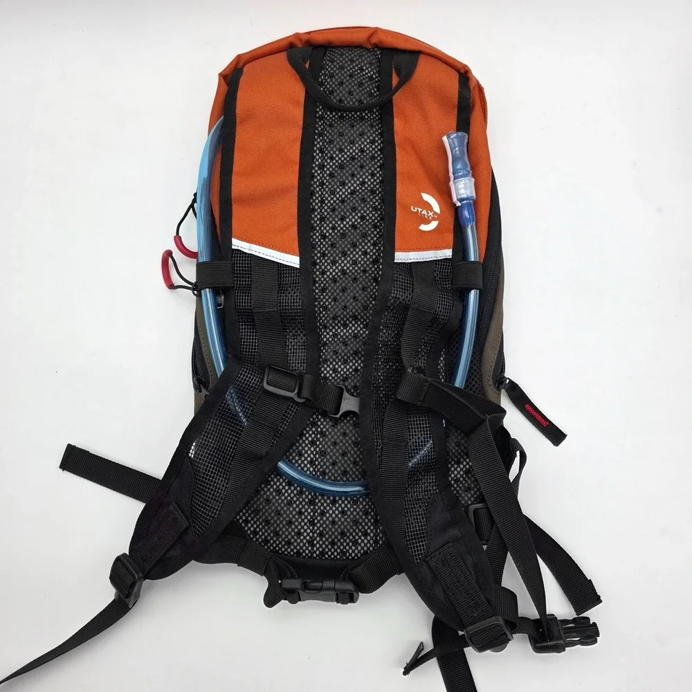 NEW Coleman RTX 200 Hydration Pack Backpack 2L Hiking Storage Water Running‎